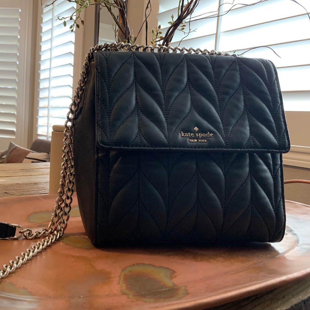 KATE SPADE LEATHER BACK PACK PURSE WITH ADJUSTABLE CHAIN